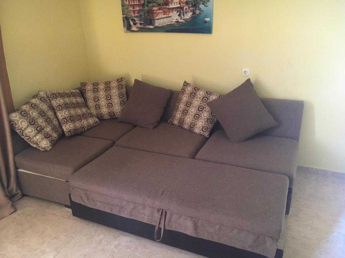 يوريكي Aparthotel Family المظهر الخارجي الصورة