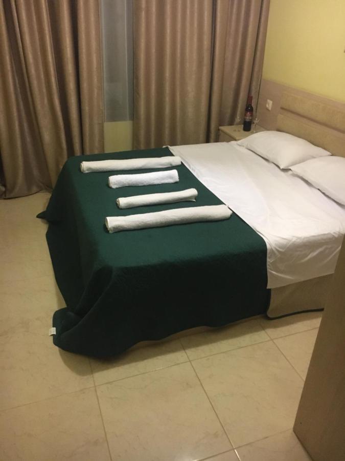 يوريكي Aparthotel Family المظهر الخارجي الصورة