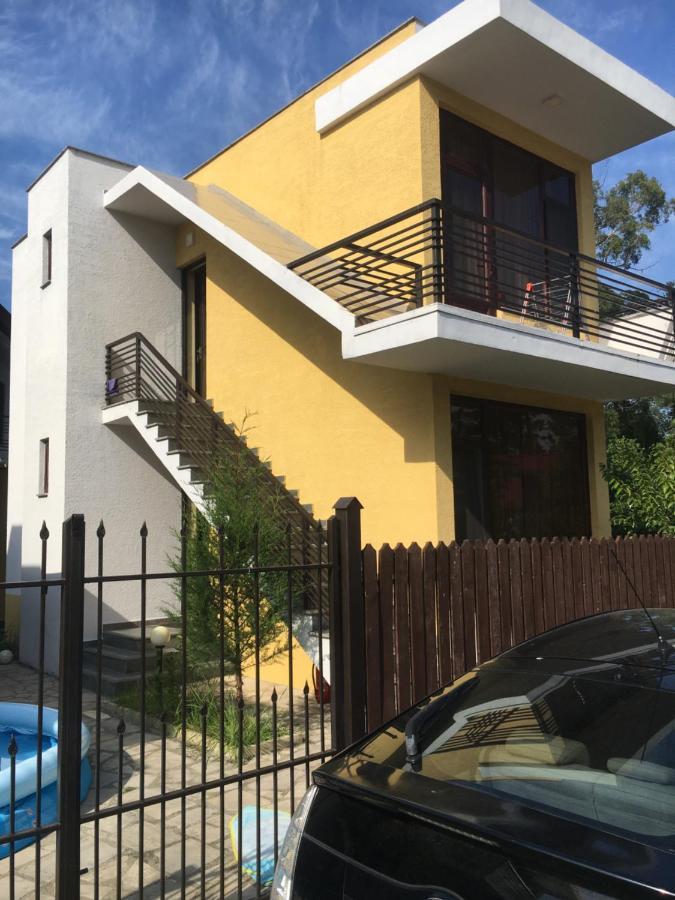 يوريكي Aparthotel Family المظهر الخارجي الصورة