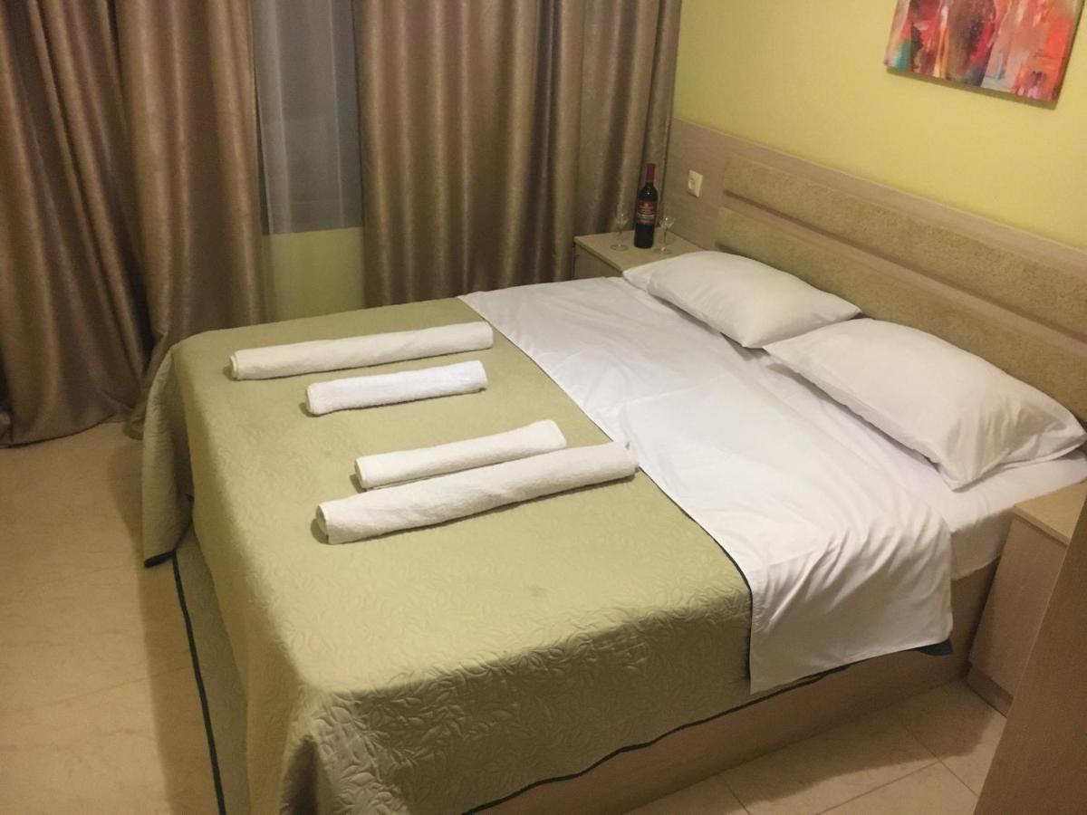 يوريكي Aparthotel Family المظهر الخارجي الصورة