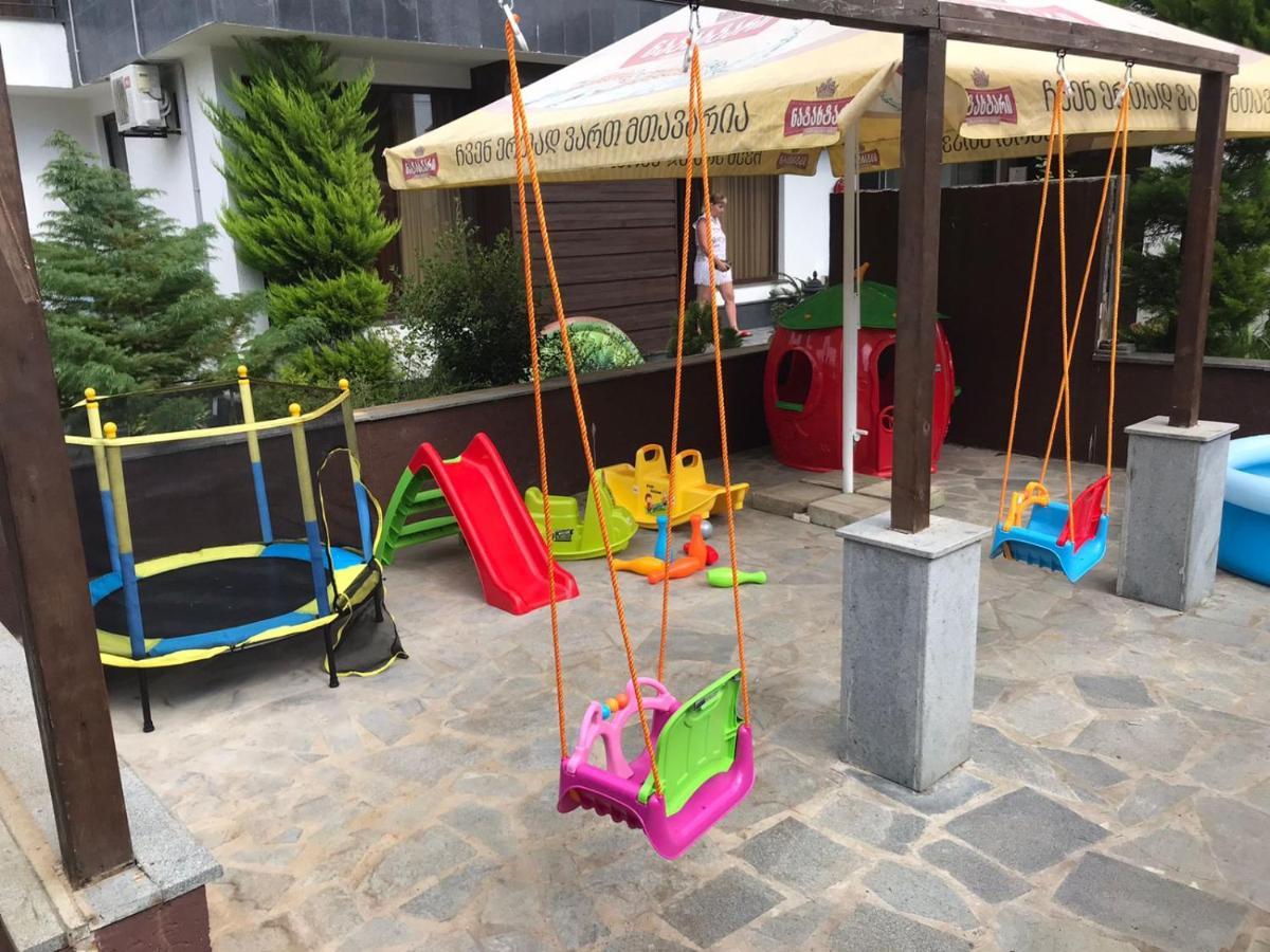 يوريكي Aparthotel Family المظهر الخارجي الصورة