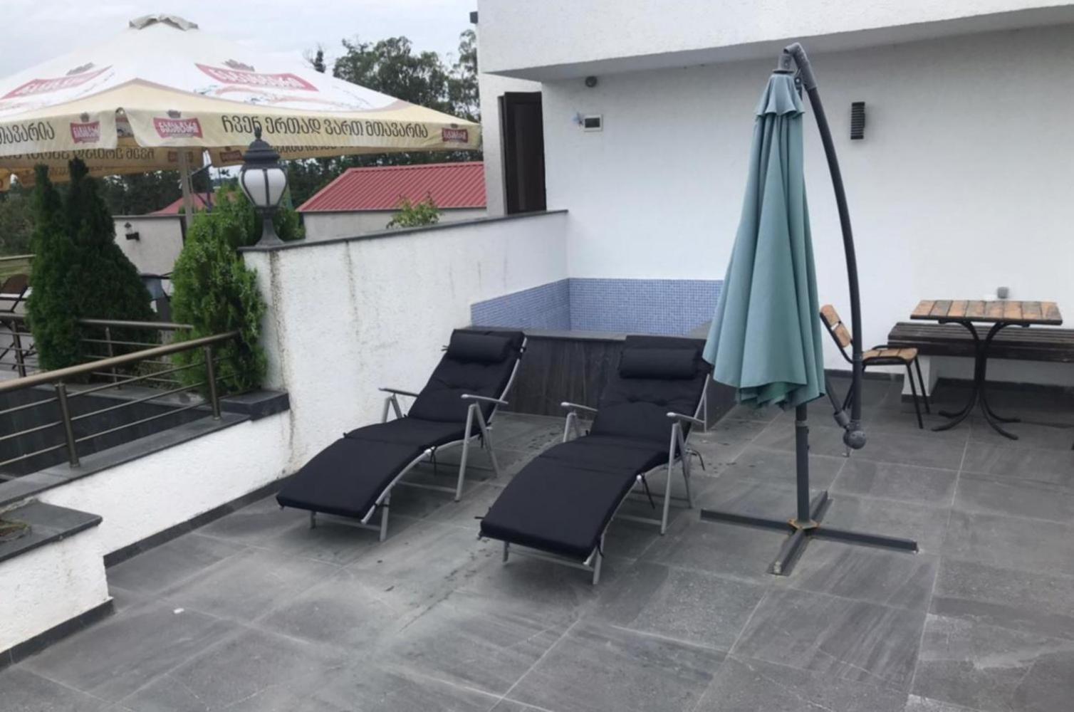 يوريكي Aparthotel Family المظهر الخارجي الصورة